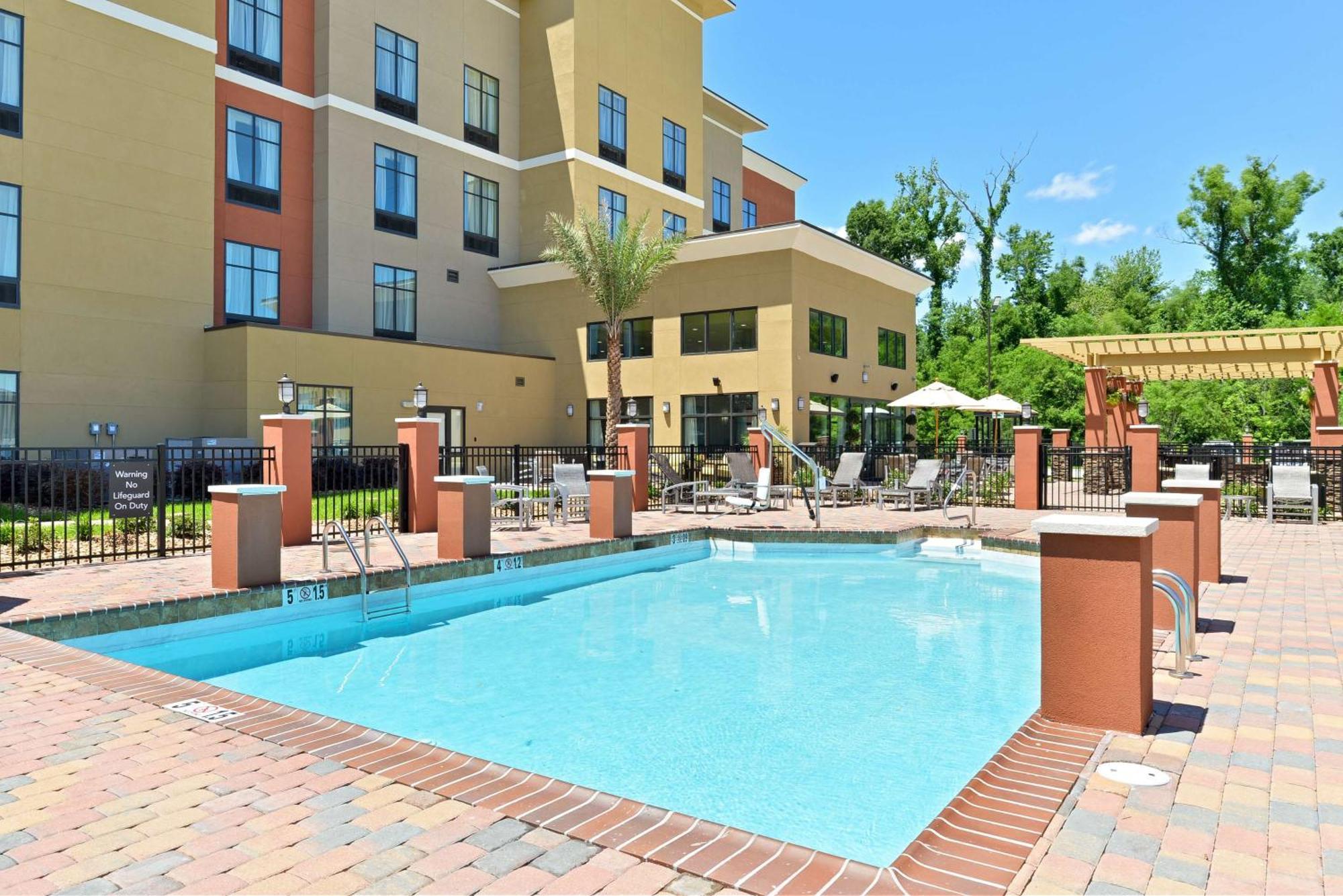 Homewood Suites By Hilton Гоума Екстер'єр фото